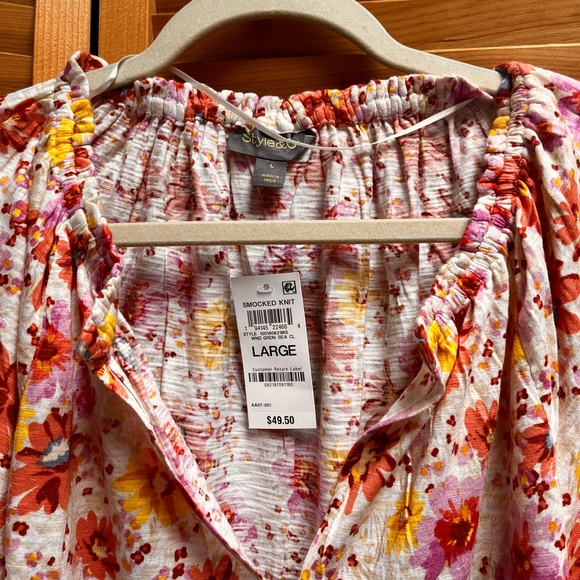 Pretty top - Picture 7 of 9